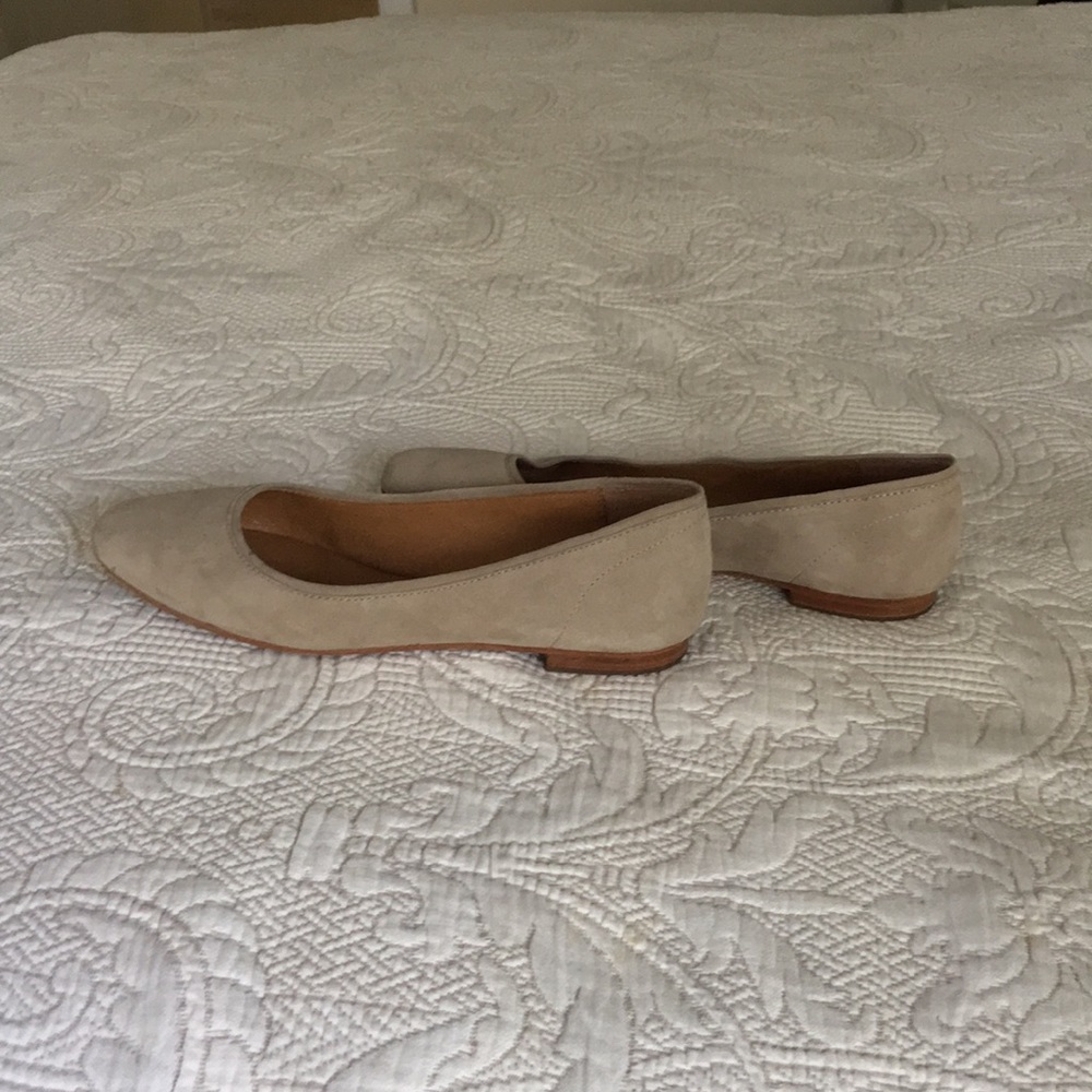 Frye flats